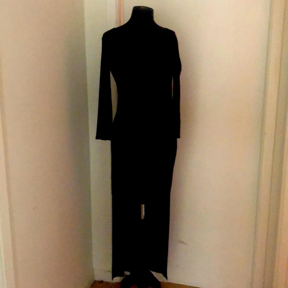 Black simple slit dress